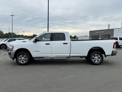 2024 RAM 2500 Big Horn Crew Cab 4x4 8' Box