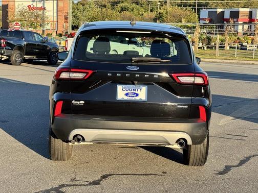 2023 Ford Escape SE