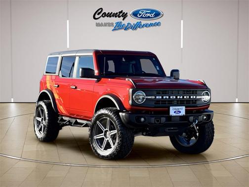 2023 Ford Bronco Black Diamond
