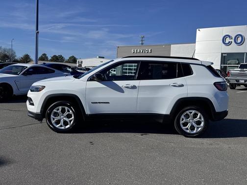 2024 Jeep Compass Latitude