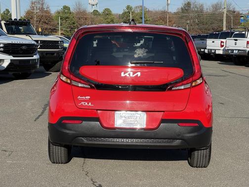 2022 Kia Soul LX