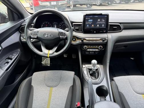 2020 Hyundai Veloster Base