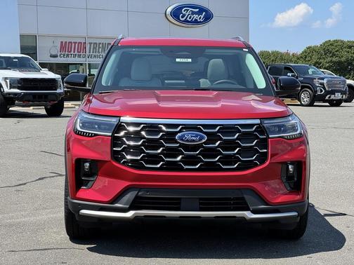 2025 Ford Explorer Platinum