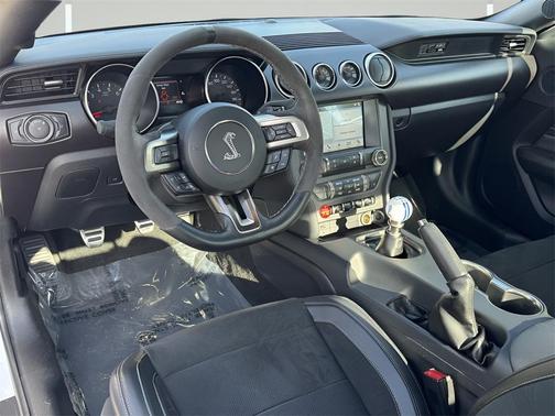 2018 Ford Shelby GT350 Base