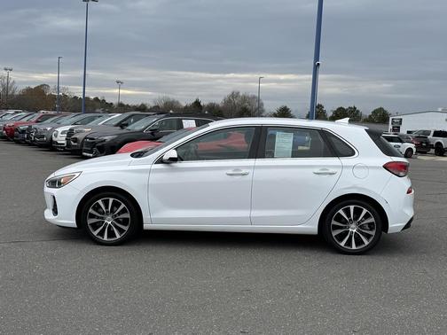 2019 Hyundai Elantra GT Base