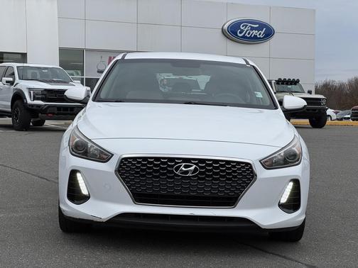 2019 Hyundai Elantra GT Base