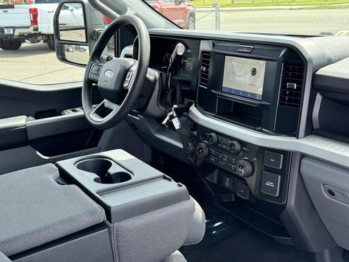 2025 Ford F-350 XL