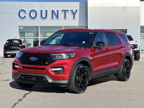 2022 Ford Explorer ST