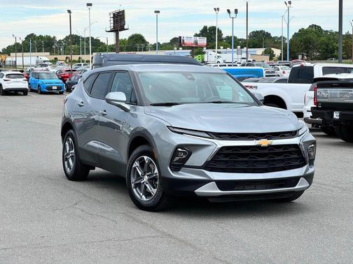 Sterling Gray Metallic 2025 Chevrolet Blazer 2LT
