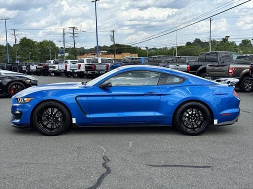 2019 Ford Shelby GT350 Base