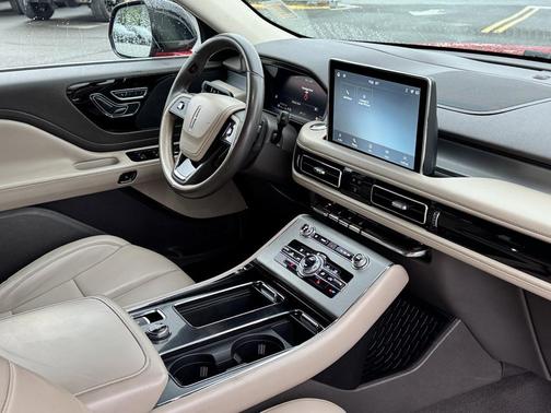 2021 Lincoln Aviator Standard