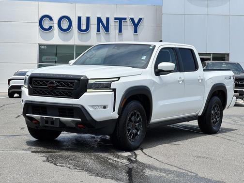 2023 Nissan Frontier PRO-X