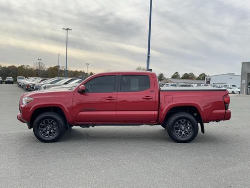 2022 Toyota Tacoma SR5