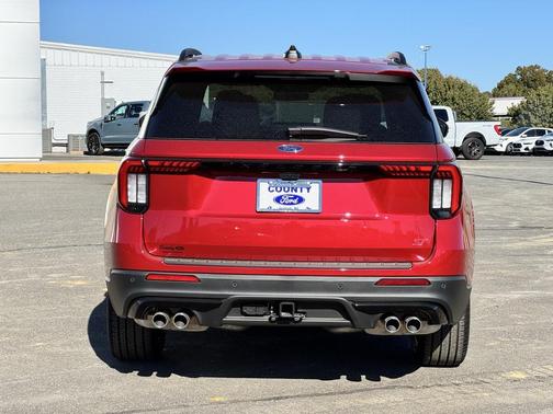 2025 Ford Explorer ST