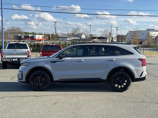 2023 Kia Sorento SX