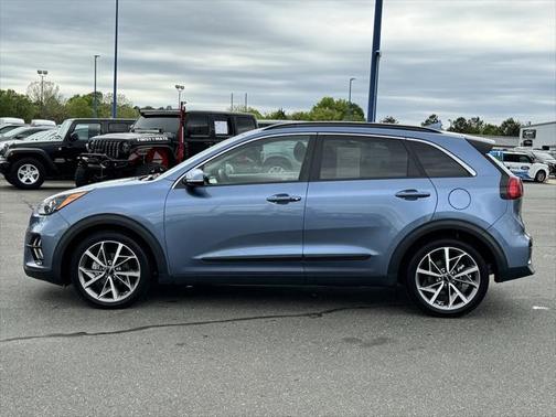 2022 Kia Niro Touring SE