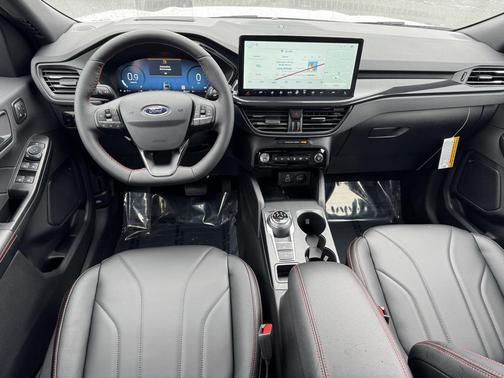 2025 Ford Escape ST-Line Elite