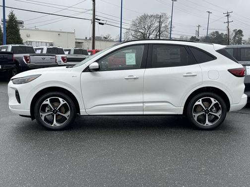 2025 Ford Escape ST-Line Elite