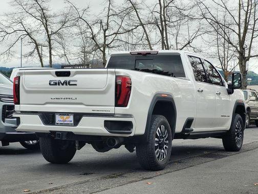 2024 GMC Sierra 3500 Denali
