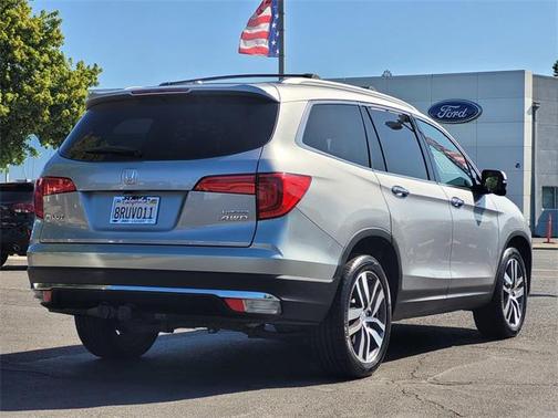 2018 Honda Pilot Touring