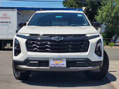Summit White 2026 Chevrolet Equinox 1LT
