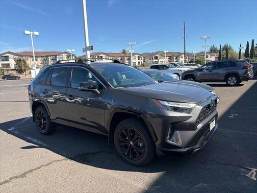 2023 Toyota RAV4 Hybrid SE