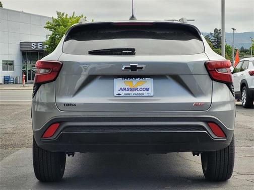 2025 Chevrolet Trax FWD 2RS