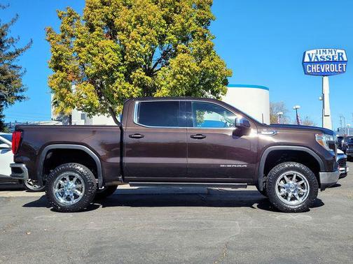 2020 GMC Sierra 1500 SLE