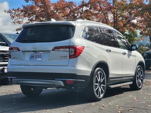 2020 Honda Pilot Touring 8-Passenger