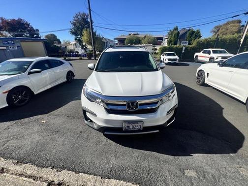 2020 Honda Pilot Touring 8-Passenger