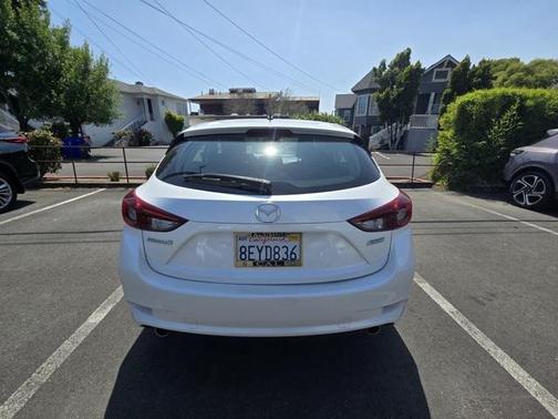 2018 Mazda Mazda3 Touring
