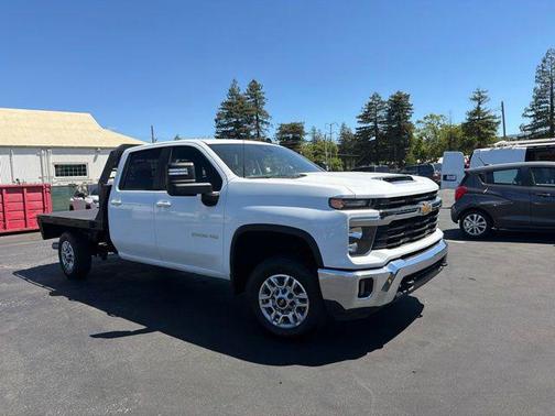 Summit White 2024 Chevrolet Silverado 2500 LT