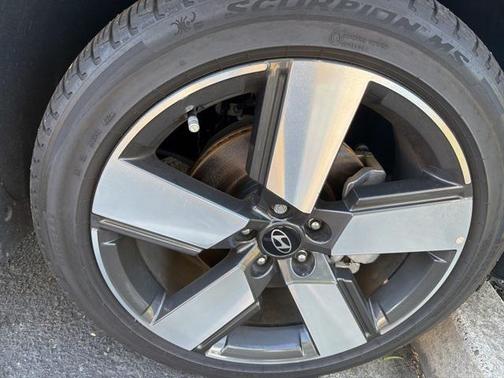 2025 Hyundai SANTA FE Limited