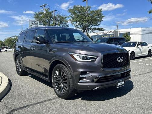 2024 INFINITI QX80 SENSORY