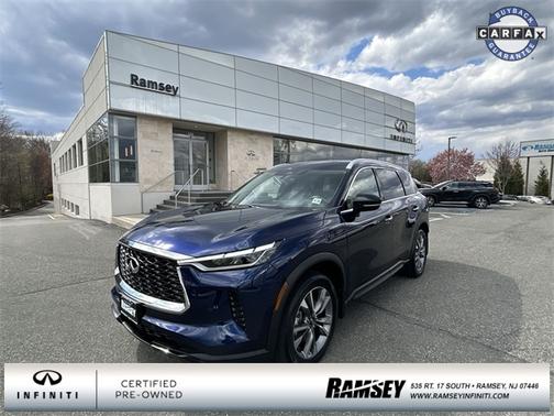 2024 INFINITI QX60 LUXE