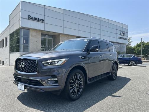 2024 INFINITI QX80 SENSORY