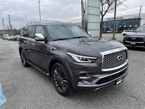 2024 INFINITI QX80 SENSORY