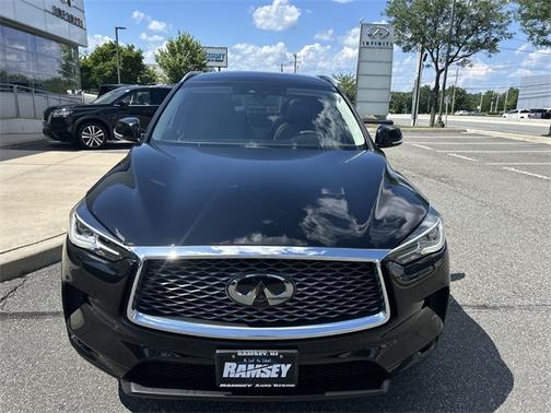 2023 INFINITI QX50 LUXE