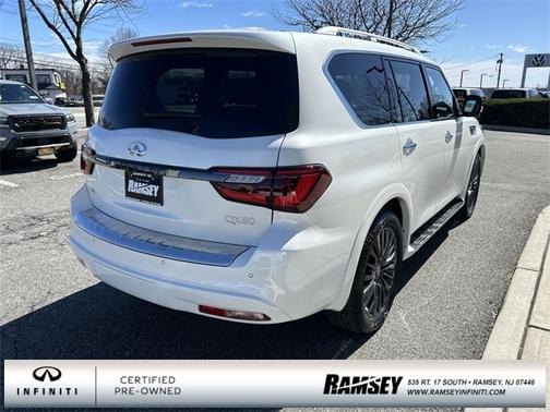 2024 INFINITI QX80 SENSORY