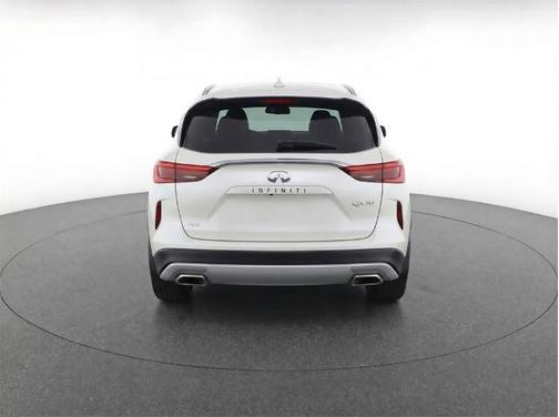 2025 INFINITI QX50 LUXE