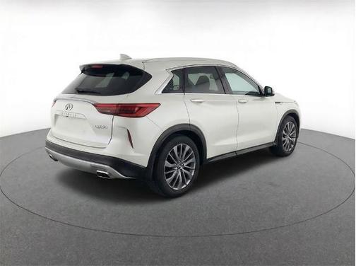 2025 INFINITI QX50 LUXE