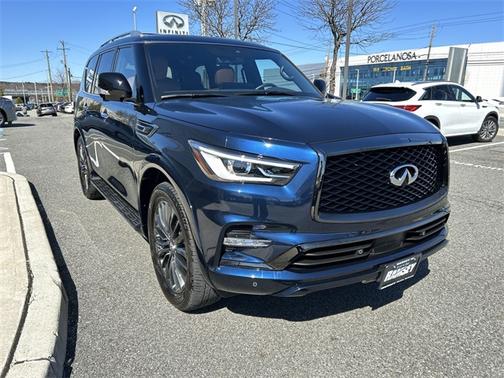 2024 INFINITI QX80 SENSORY