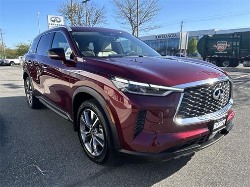 2024 INFINITI QX60 LUXE