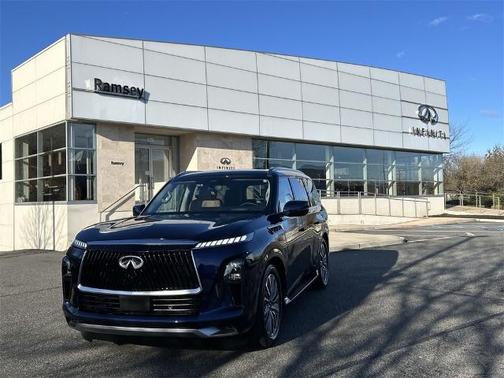 2025 INFINITI QX80 SENSORY