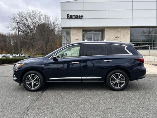 2019 INFINITI QX60 LUXE