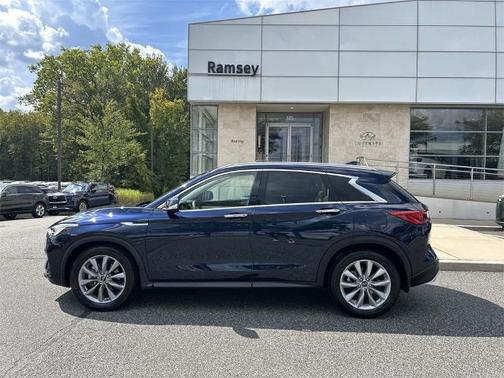 2021 INFINITI QX50 LUXE
