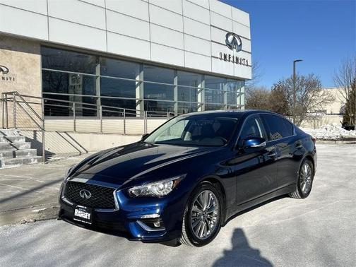 2022 INFINITI Q50 LUXE