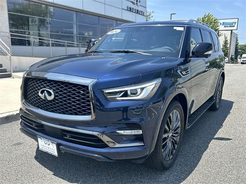 2024 INFINITI QX80 SENSORY