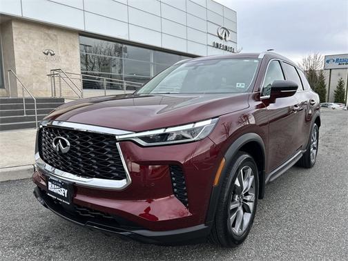 2024 INFINITI QX60 LUXE