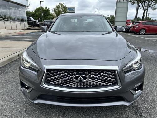 2023 INFINITI Q50 LUXE